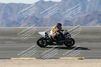 media/May-10-2025-Race Pace (Sat) [[db32fef2da]]/Vested/3-Bowl Set 1 (9am)/